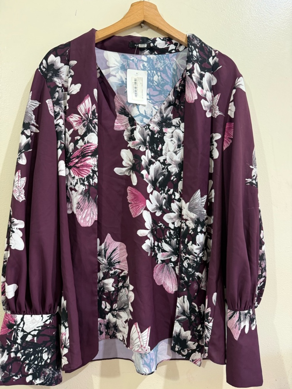 Natori Plum Floral V-Neck Blouse with Pink & White Blooms